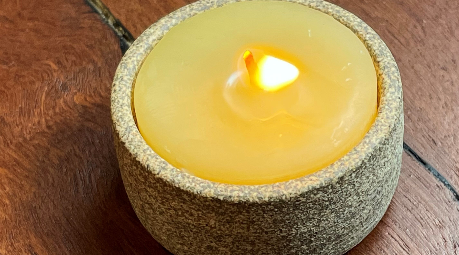 How To Make Homemade Beeswax Candles - Stay at Home Sarah